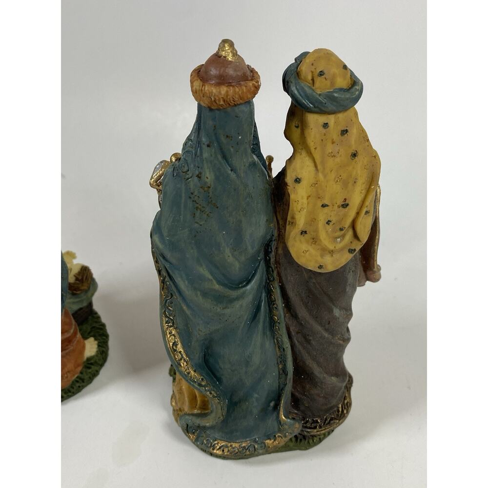 Past Times Nativity Set - Picture 6 of 8